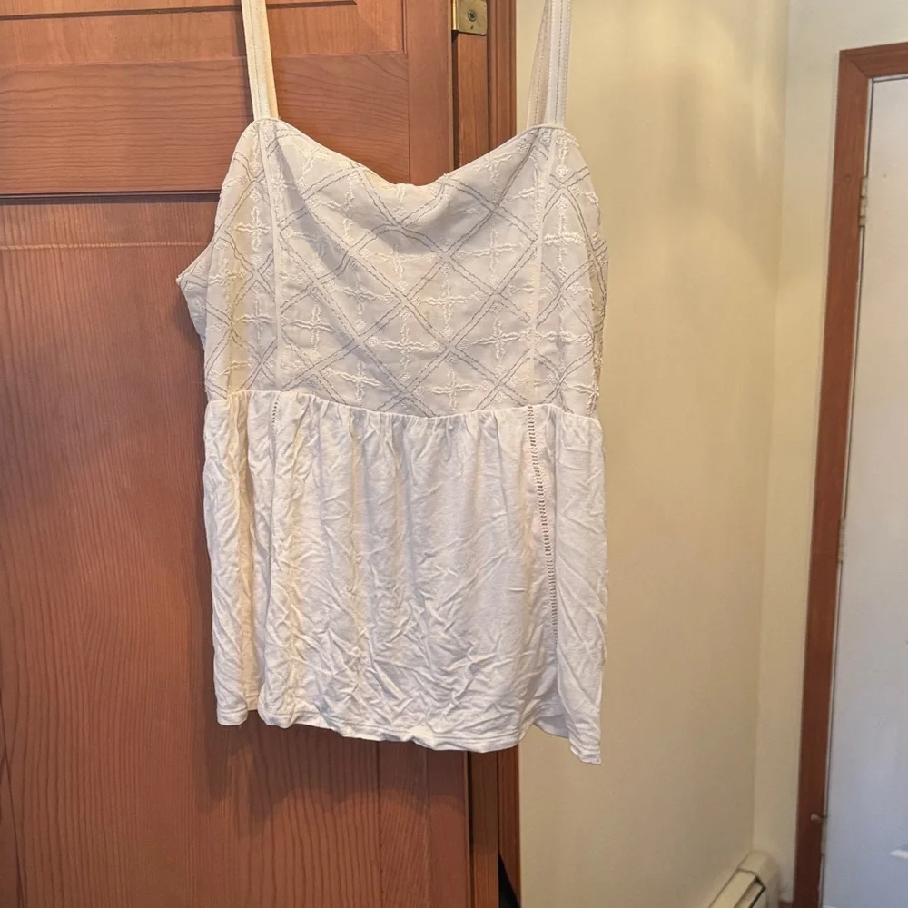 Tank Top - Picture 1 of 6